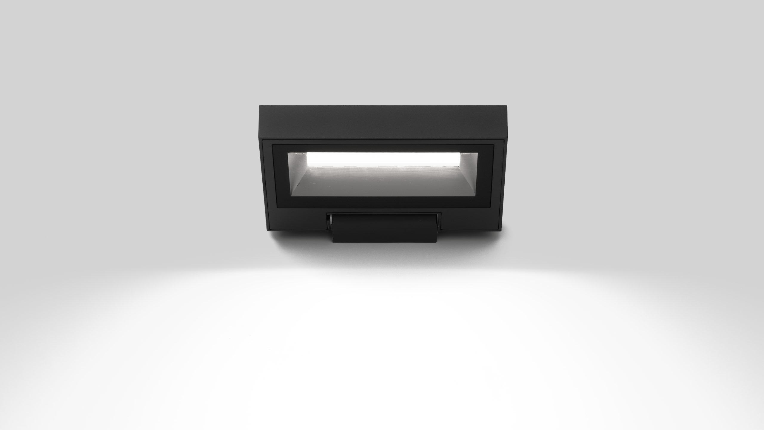Светильники FACADE FL200